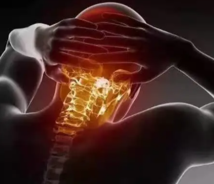 颈椎病为什么那么容易出现？